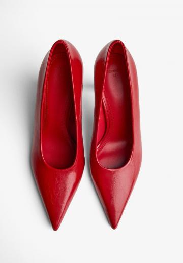 Туфли на высоком каблуке