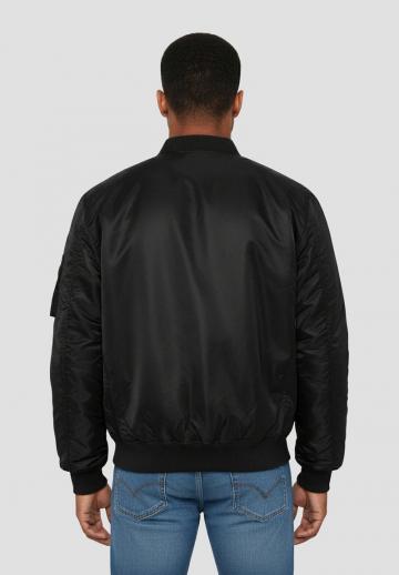 Куртка бомбер