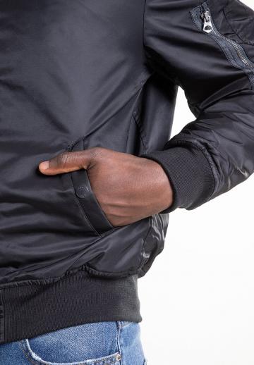 Куртка бомбер