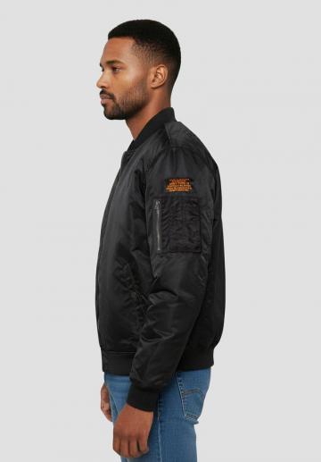 Куртка бомбер