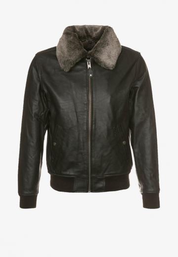 Кожаная куртка