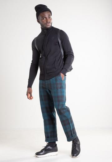 Вязаная кофта