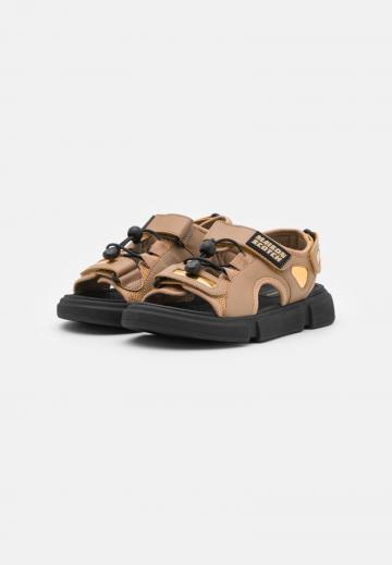 Походные сандалии