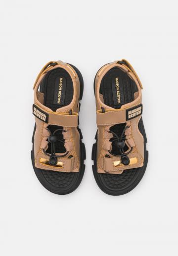 Походные сандалии