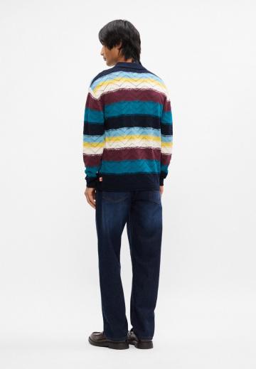 Вязаная кофта