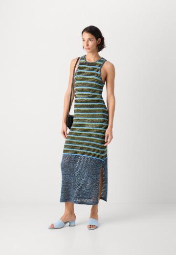 Пляжное платье