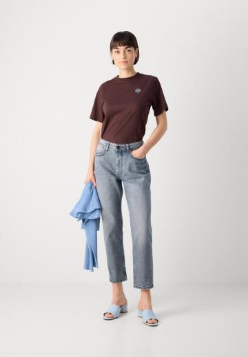 Свободные джинсы