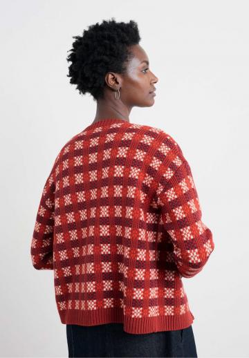 Жаккардовая вязаная кофта