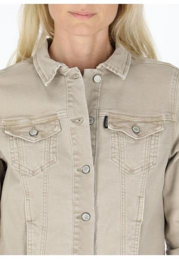 Куртка с накладнымит карманами