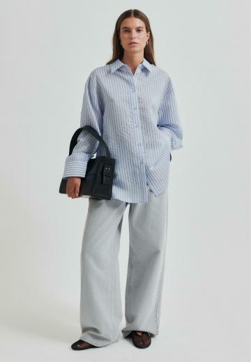 Длинная блузка