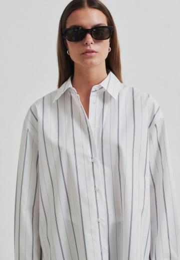 Длинная блузка