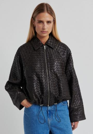 Кожаная куртка