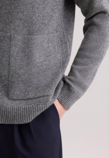 Вязаная кофта