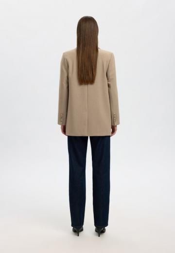 Короткое пальто