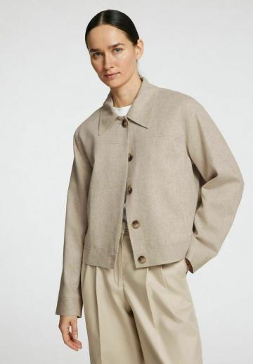 Блейзер с накладными карманами