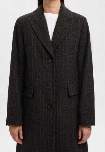 Шерстяное пальто