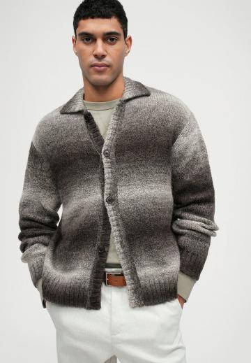 Вязаная кофта