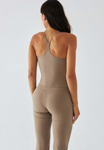 Топ на бретельках