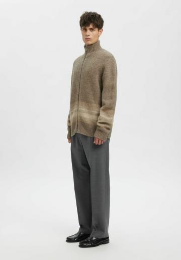 Вязаная кофта