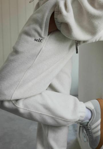 Спортивные штаны