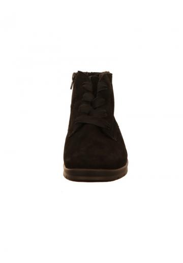 Сапожки на танкетке