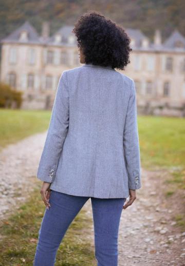 Короткое пальто