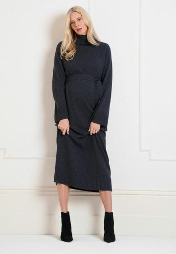 Вязаное платье