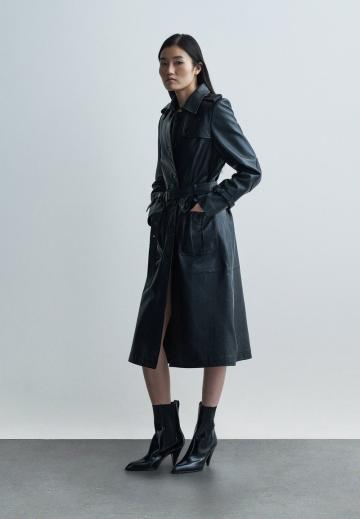 Высокие сапоги