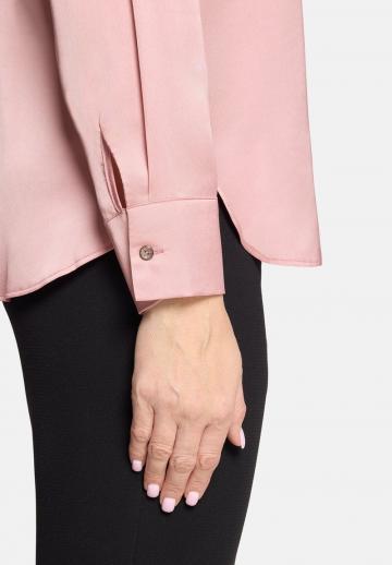 Атласная блузка