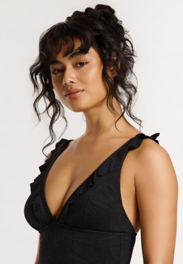 Слитный купальник