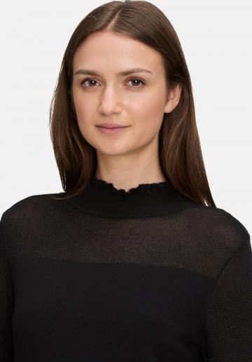 Вязаное платье