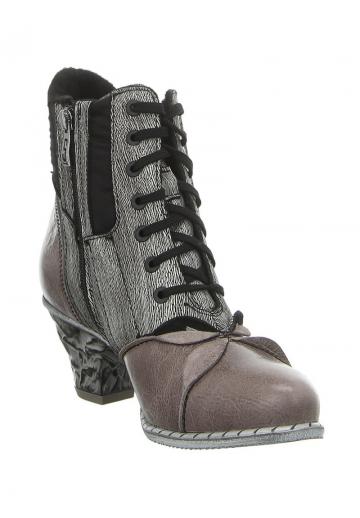 Зимние ботинки