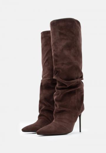 Высокие сапоги