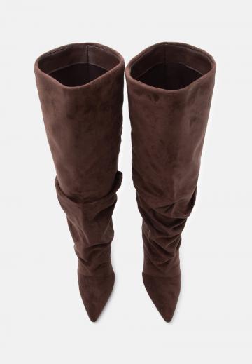 Высокие сапоги