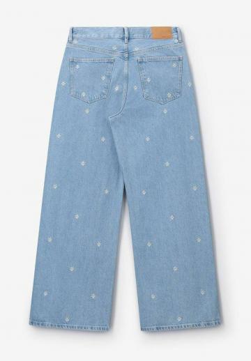 Свободные джинсы