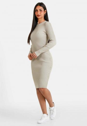 Платье футляр