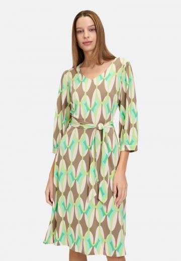 Короткое платье