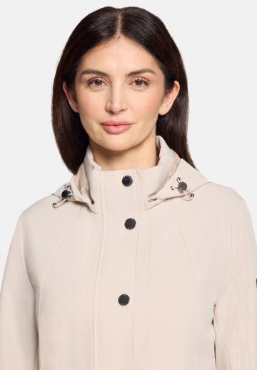 Короткое пальто