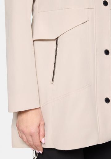 Короткое пальто