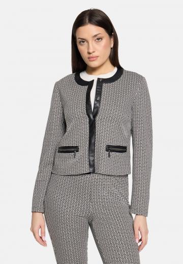 Короткая куртка