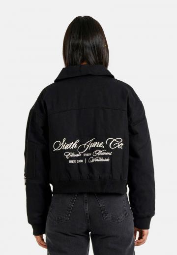 Куртка с накладнымит карманами