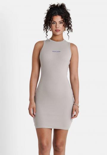 Платье футляр