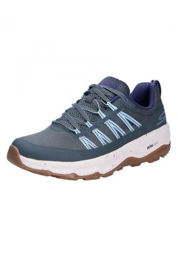 Беговые кроссовки