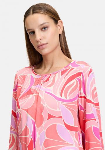 Атласная блузка