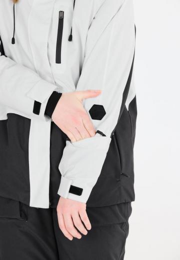 Спортивная куртка