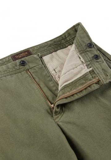 Брюки с накладными карманами