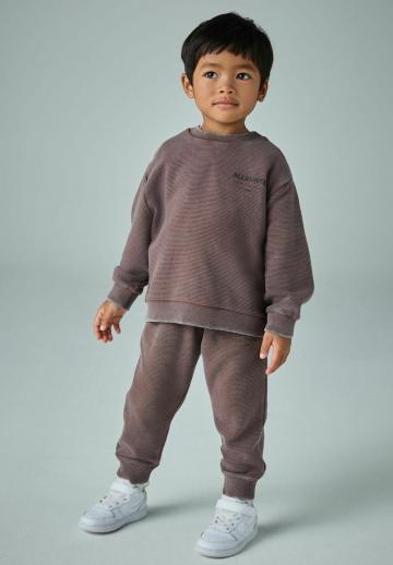 Набор одежды