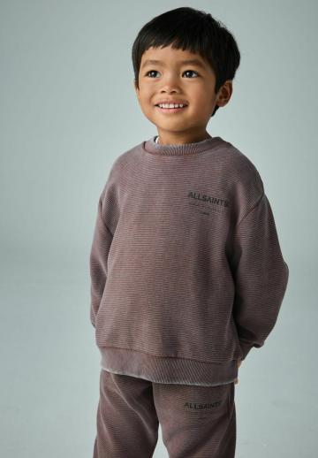 Набор одежды