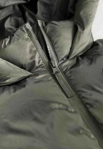 Зимняя куртка