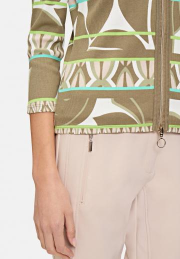 Вязаная кофта